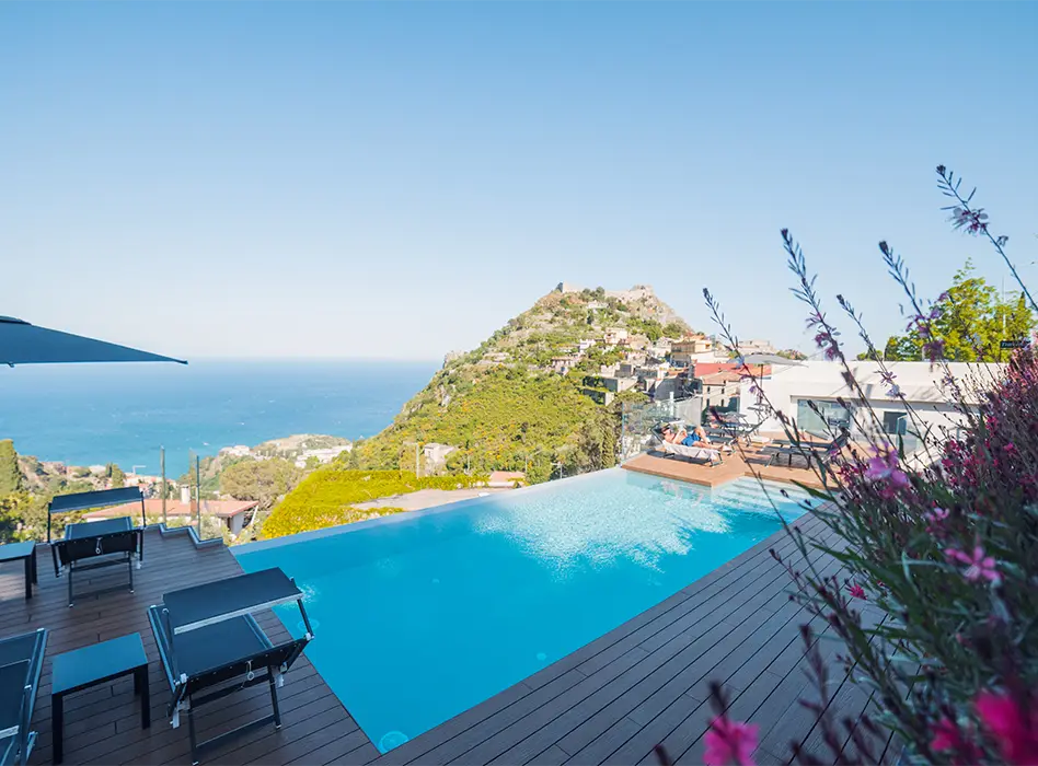 infinity pool