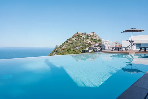 infinity pool