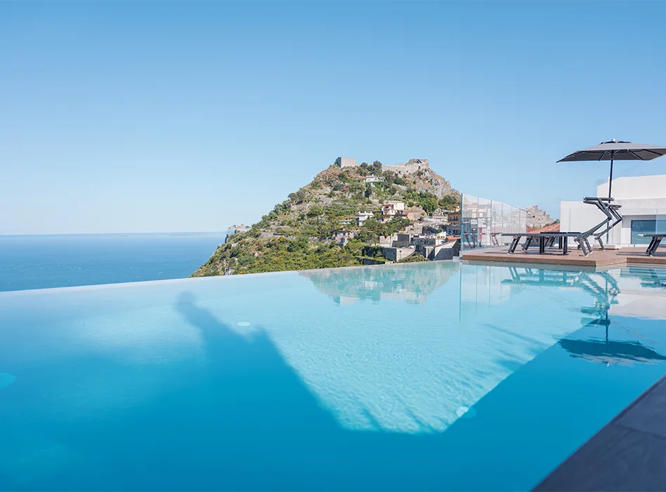 infinity pool